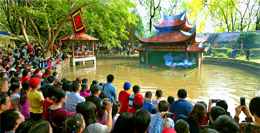 Múa rối nước  -  Nguyễn Văn Phúc