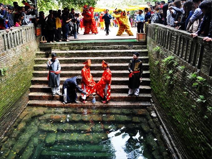 Rước nước - Tác giả: Đỗ Thi Phương (Bắc Ninh)