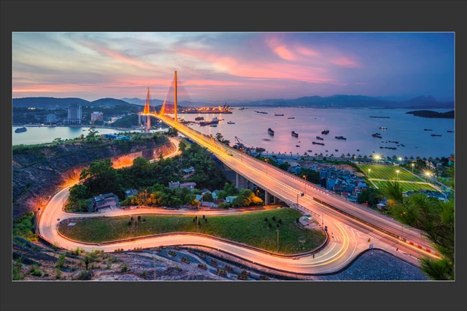 Trái tim Hạ Long - Tác giả: Giang Sơn Đông