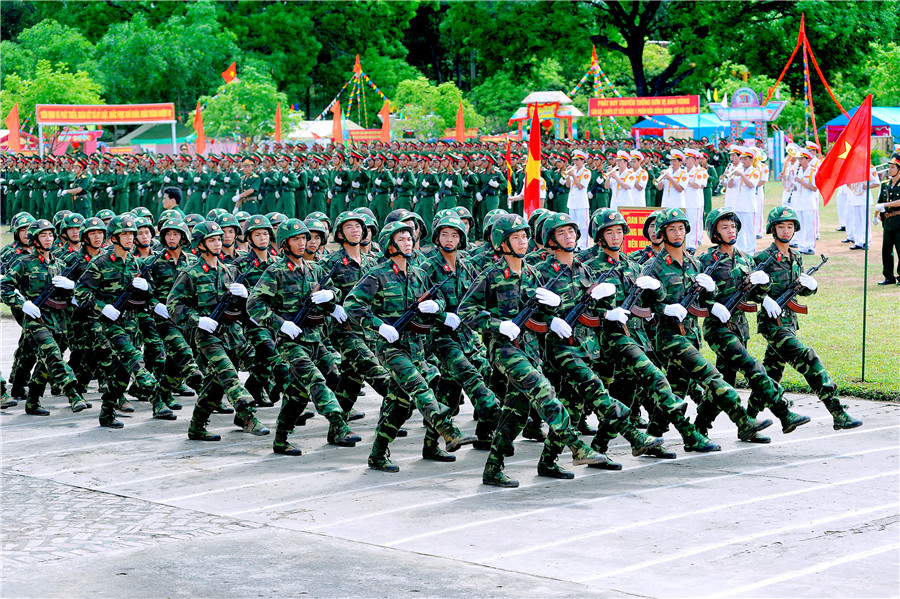 Chắc tay súng bảo vệ Tổ quốc - Nguyễn Thị Hải