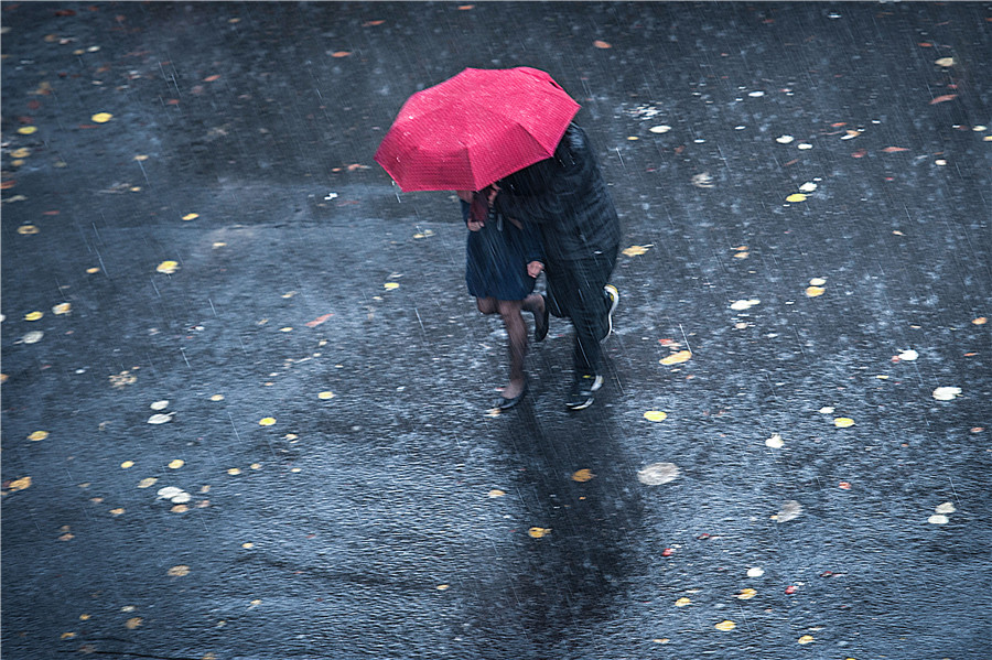 Bên nhau ngày mưa - Nguyễn Phước Toàn