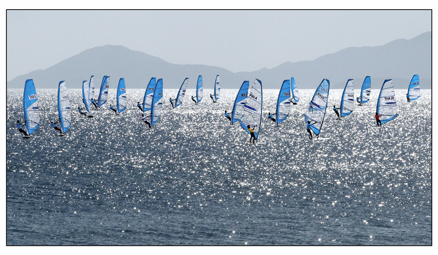 Thi lướt ván buồm quốc tế - Thái Quán Chúng