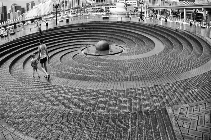 Spiral Stair Fountain in Sydney - Thái Quốc Phong