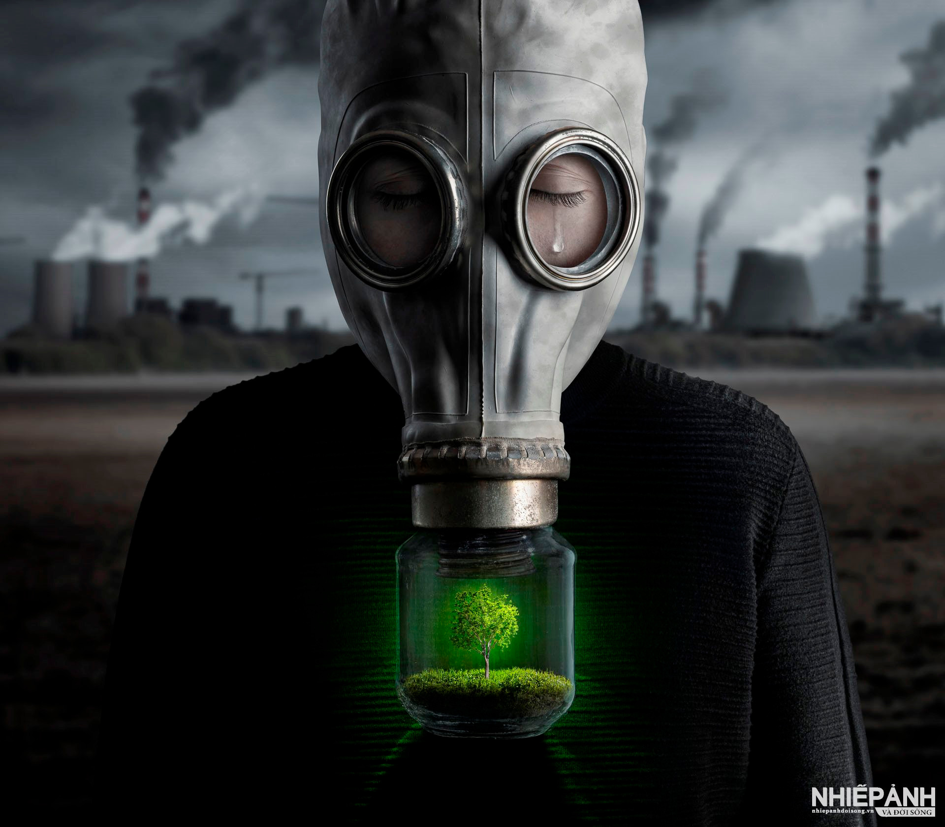 W_7-color-isf-gold-medal-andre-boto-portugal-pollution.jpg