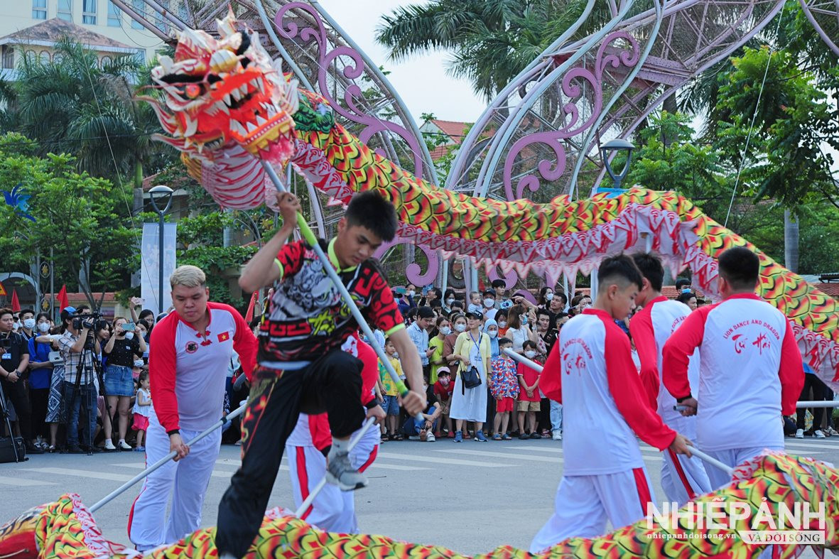 Quảng Bình: Đặc sắc Lễ hội đường phố, Lễ hội múa bông chèo cạn Đồng Hới năm 2023