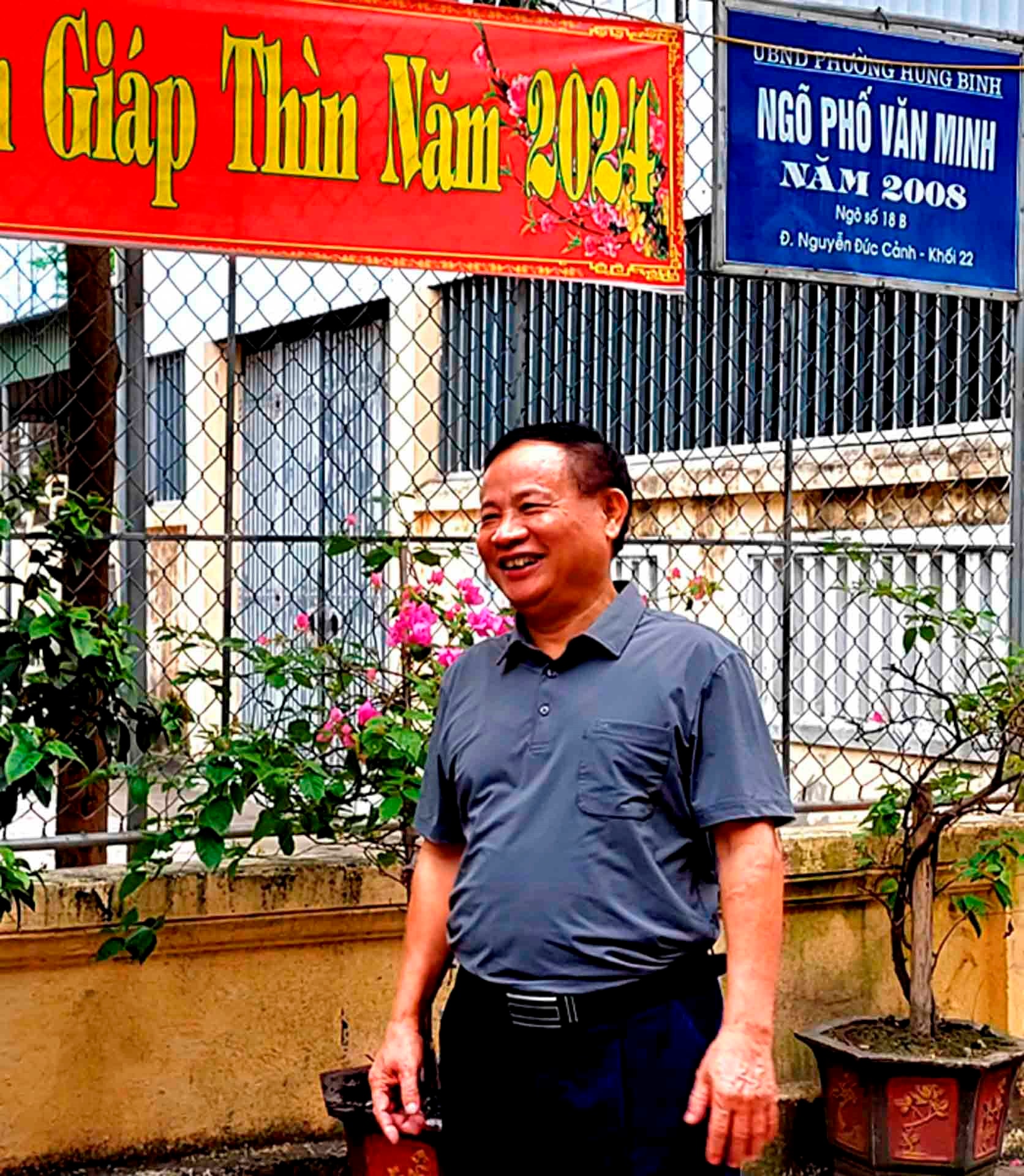 4-ong-vo-sy-ha-bi-thu-chi-bo-khoi-22-hung-binh.jpg