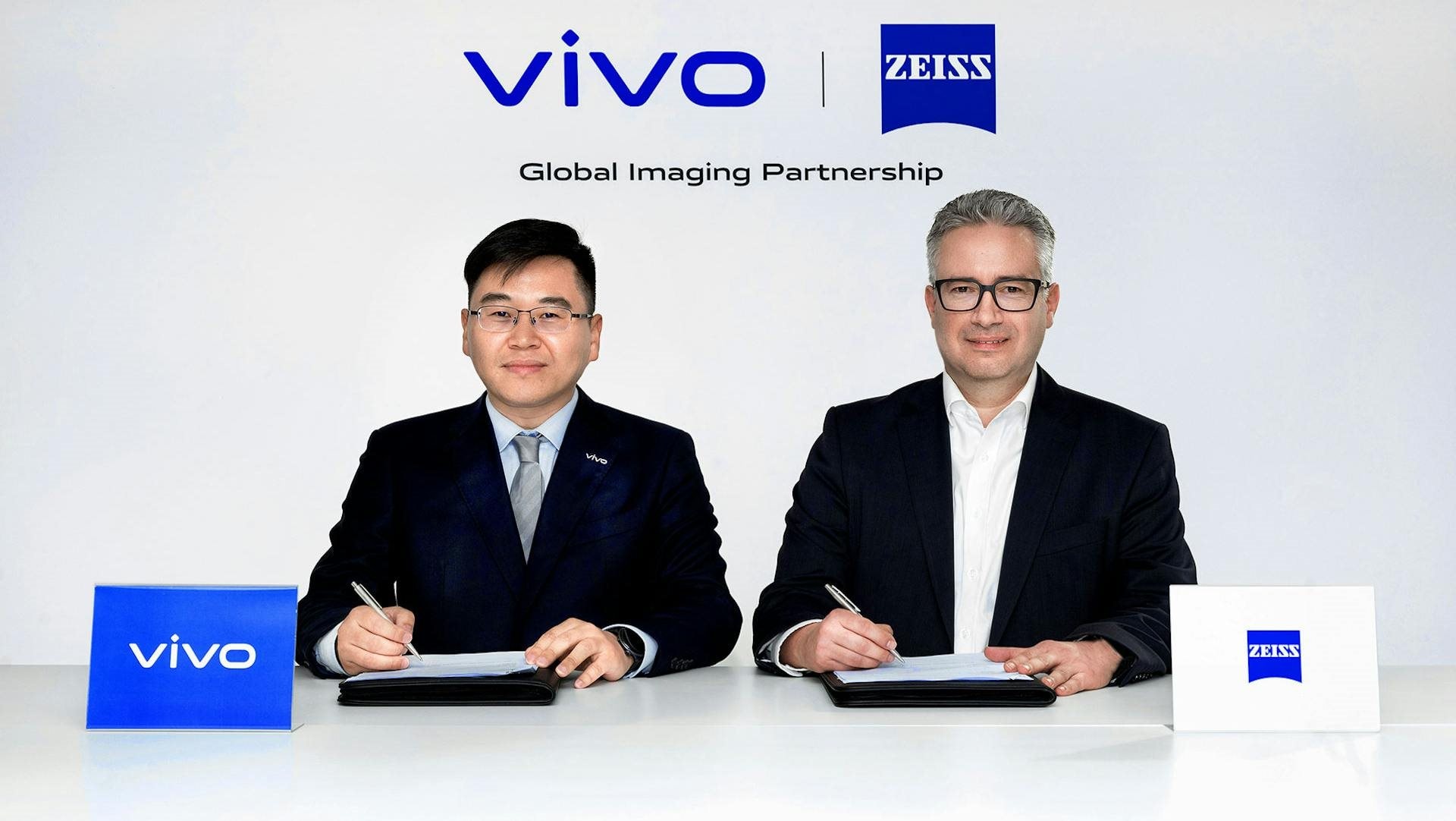 Vivo cùng ZEISS tiếp tục thay đổi cuộc chơi nhiếp ảnh di động với vivo V40