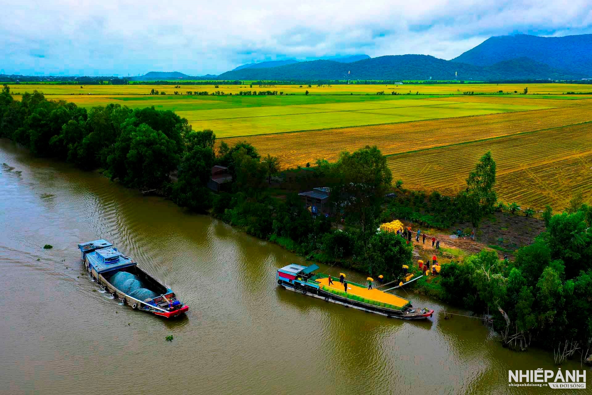 W_148-tbtl-le-quoc-viet-vinh-long-tai-nguyen-vung-bay-nui.jpg