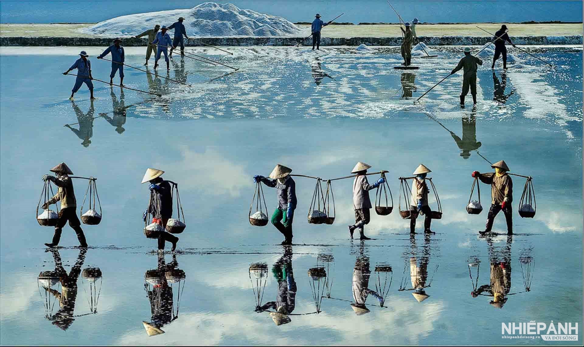 W_108-vn25-color-acceptance-nhon-nhip-vu-mua-duong-quang-tin-vietnam(1).jpg