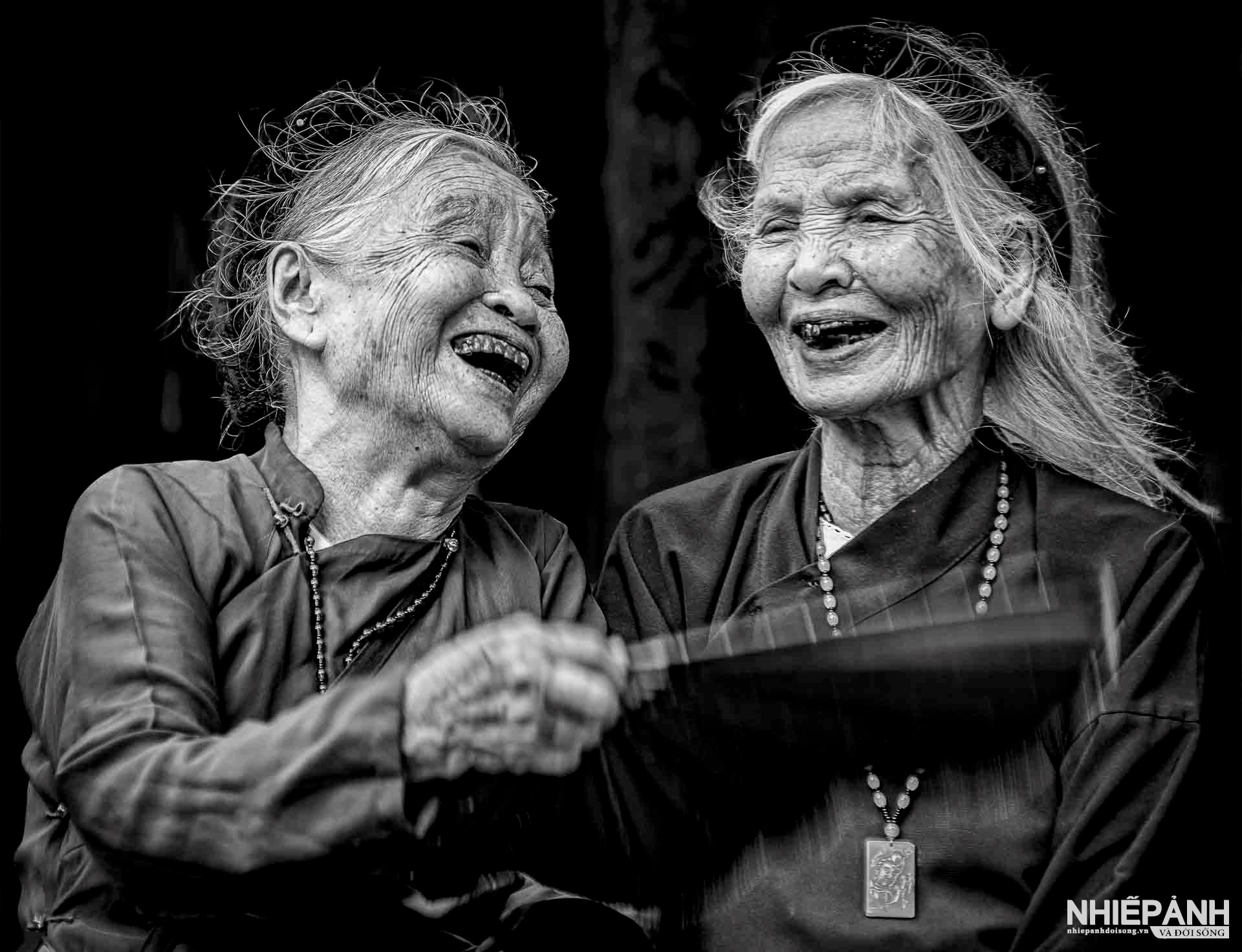 W_95-vn25-mono-acc-niem-vui-tuoi-gia-tran-van-tuan-vietnam.jpg