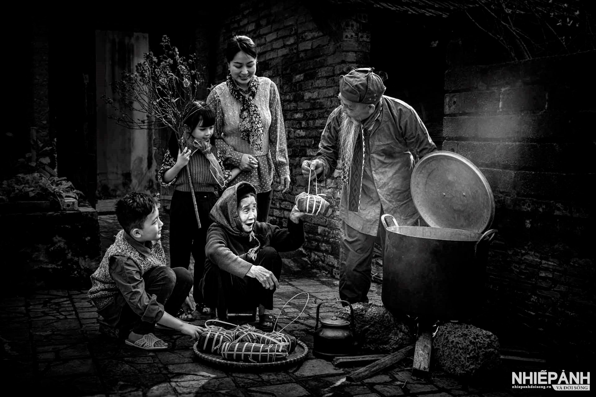 W_96-vn25-mono-acc-huong-tet-xua-vu-hong-ky-vietnam.jpg