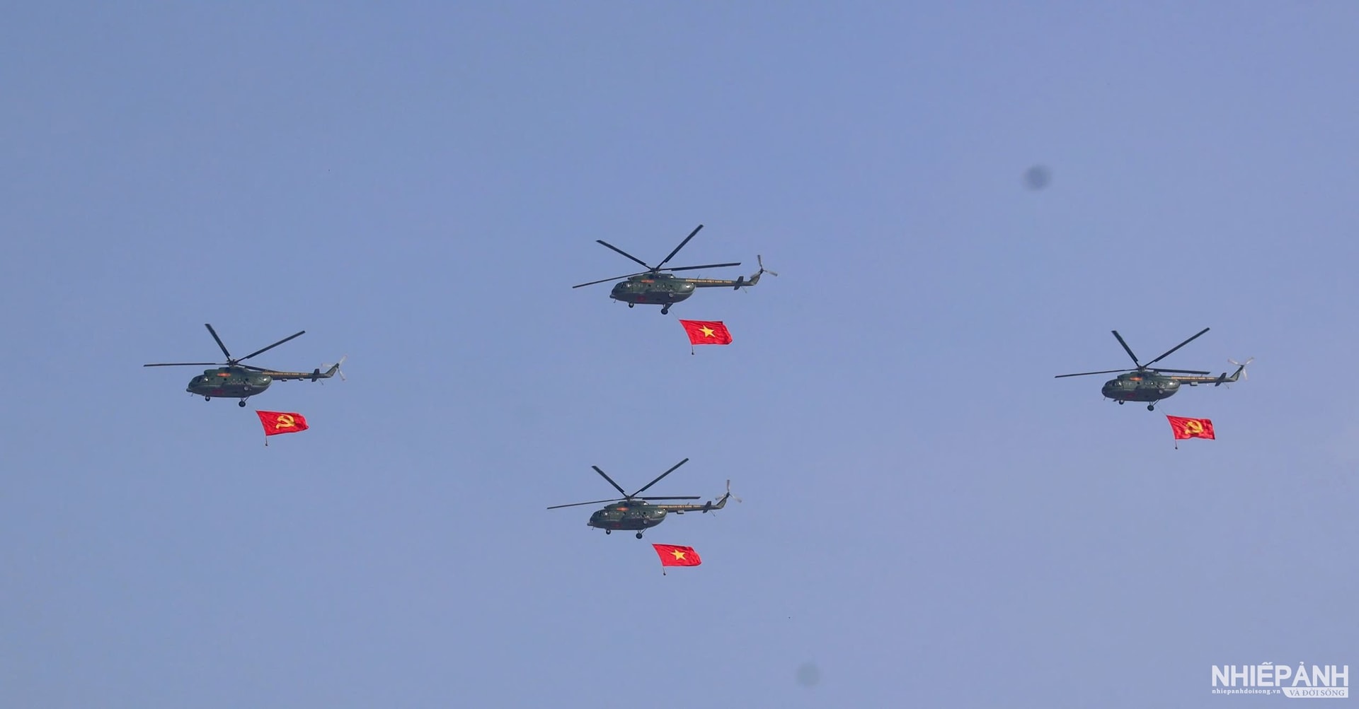 W_z6558740888210_eadaec6e4d311c9cfaab3ee8ccfd653f.jpg