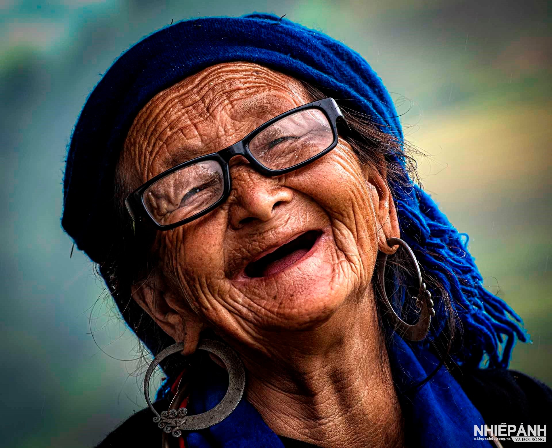 W_93-vn25-portrait-acc-niem-vui-vu-quang-ngoc-vietnam.jpg