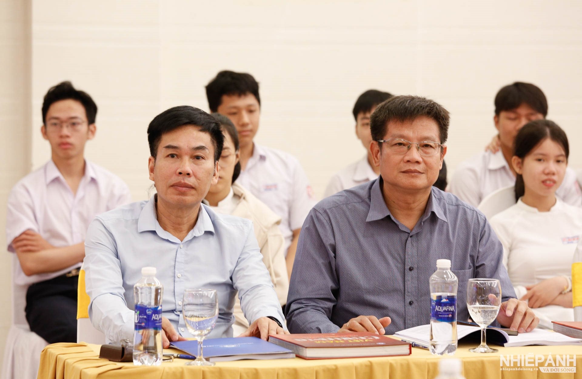 W_cac-dai-bieu-du-hoi-thao-1_1.jpg