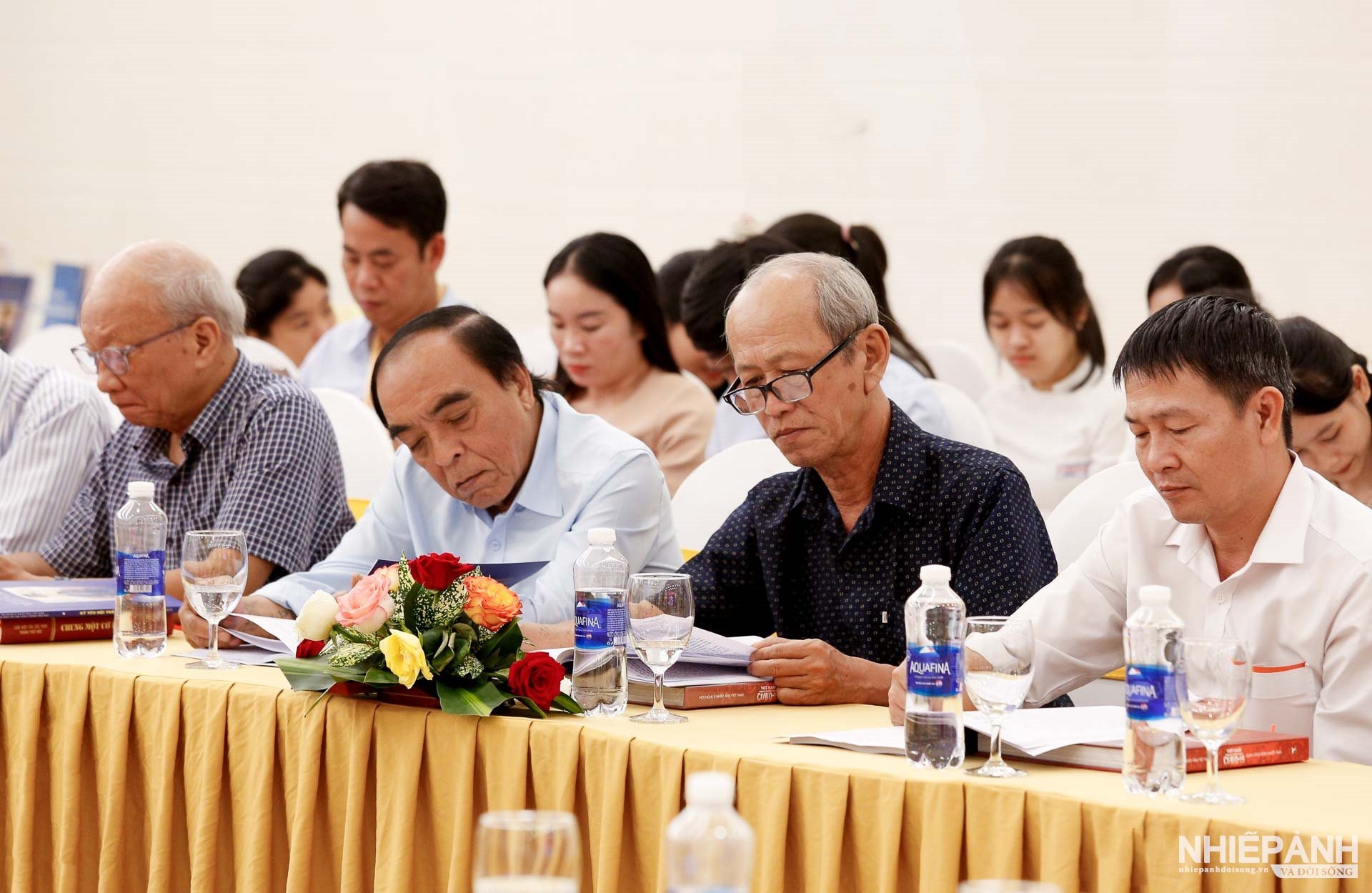 W_cac-dai-bieu-du-hoi-thao-2_1.jpg