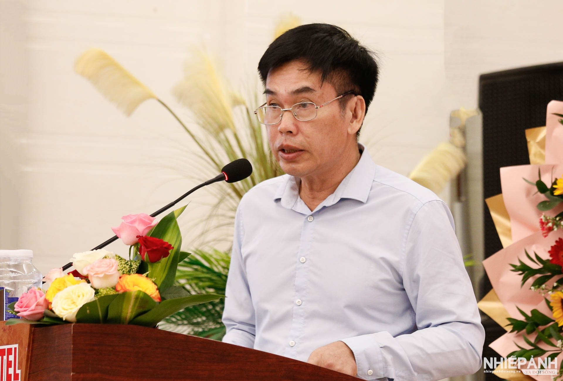 W_nsna-ho-sy-minh-tham-luan-tai-hoi-thao_1.jpg