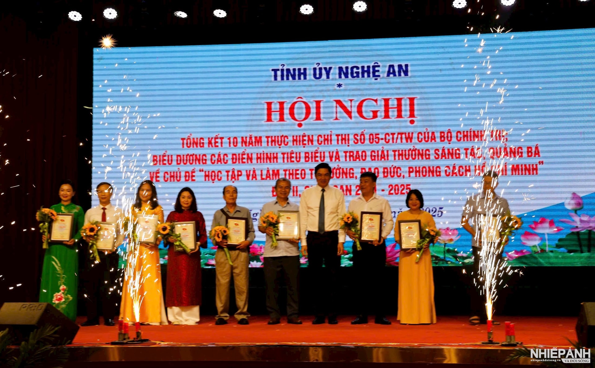 W_nhat.jpg