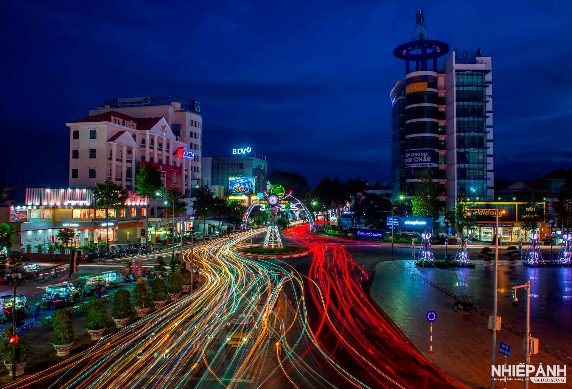 W_3-giai-nhi-thanh-pho-soc-trang-ve-dem-hua-tan-hung.jpg