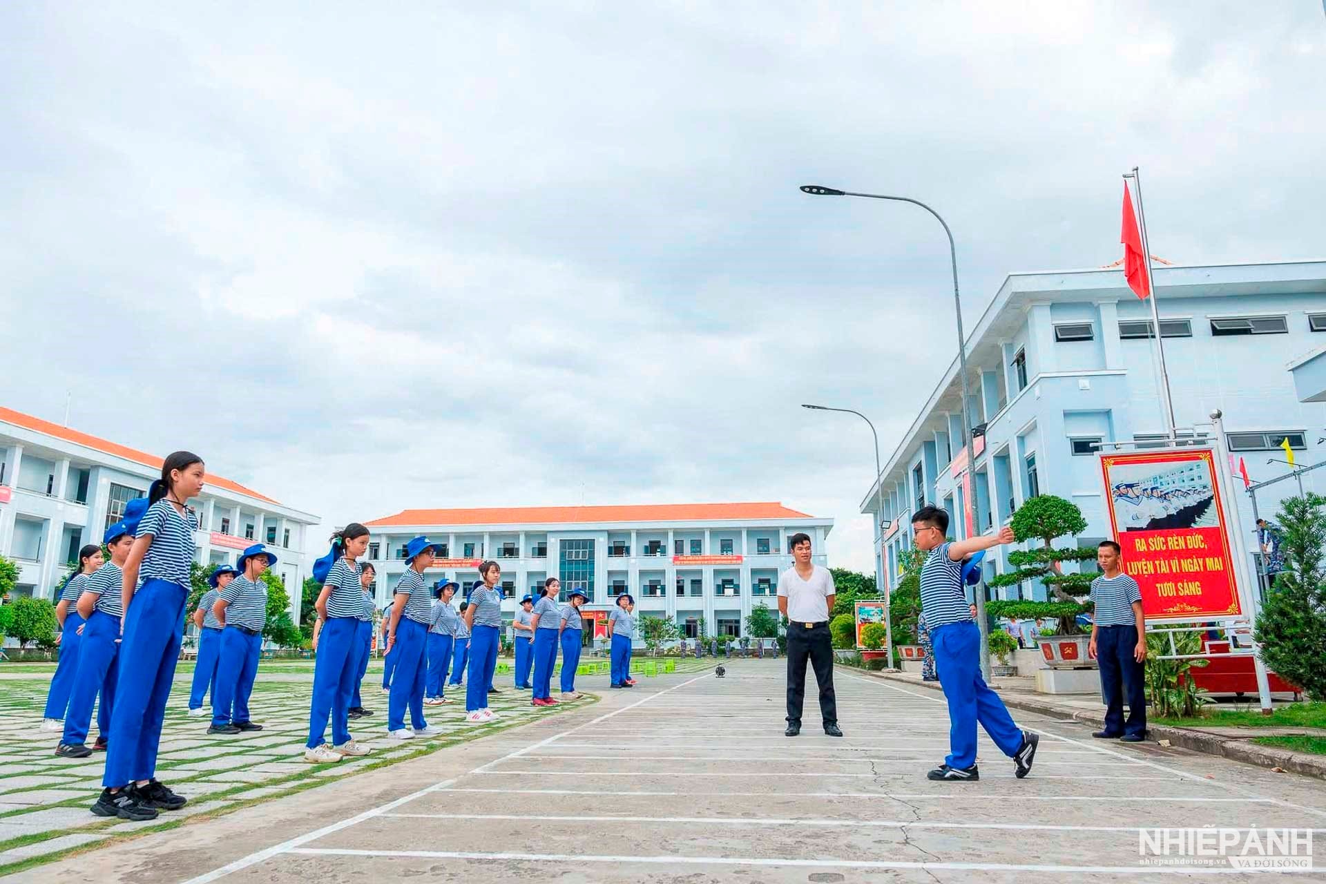 W_5.-tu-tin-hoan-thanh-bai-the-duc-sang.jpg