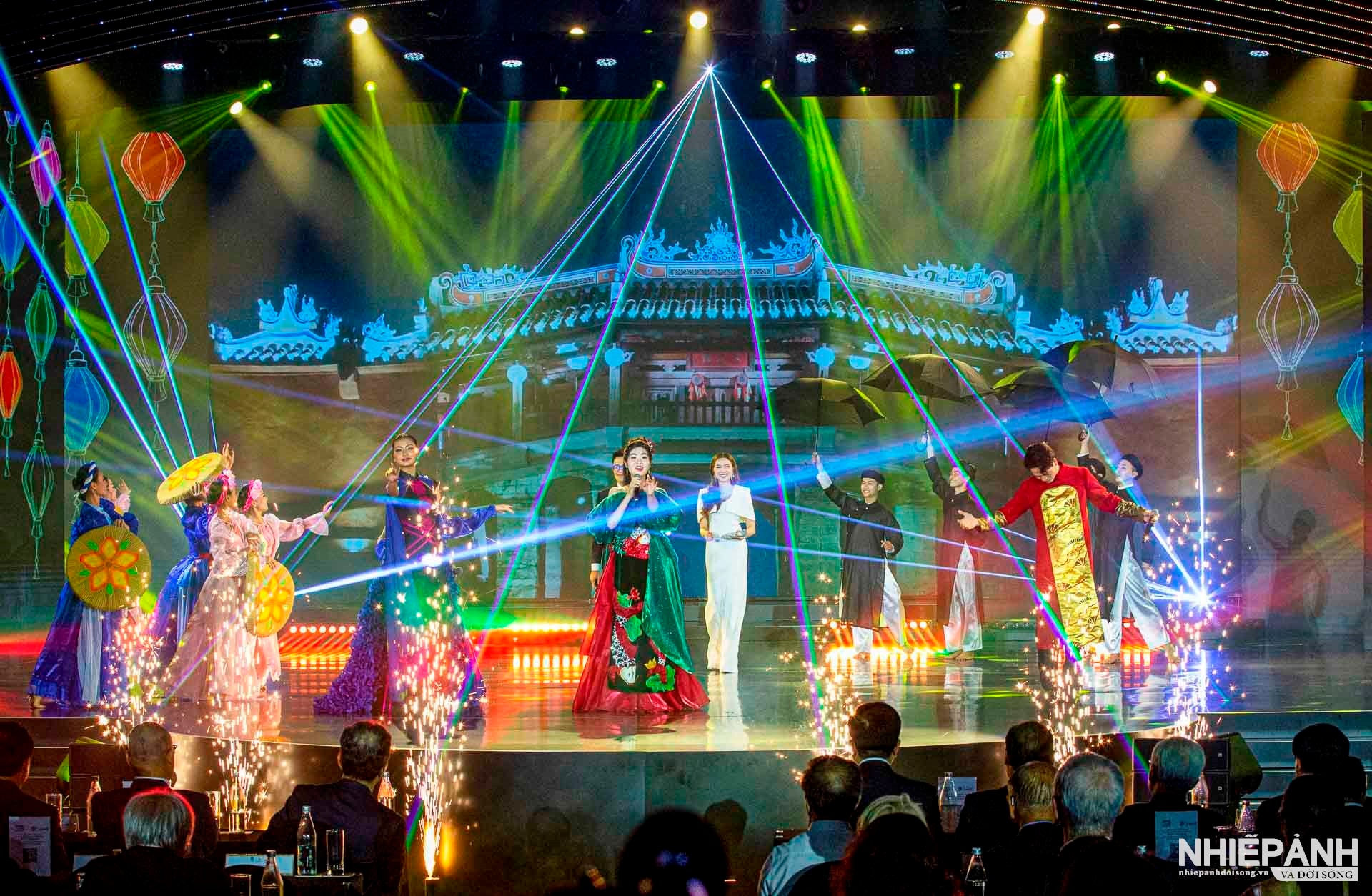 W_huynh-anh-1.jpg