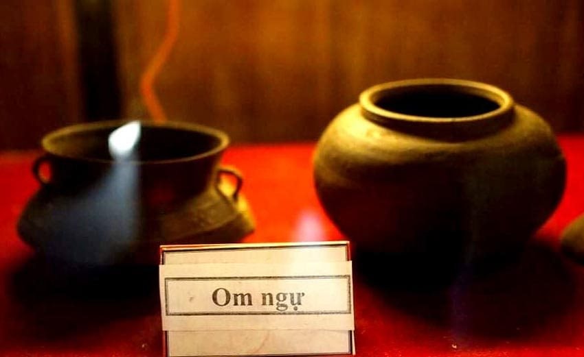 om-ngu-phuoc-tich-hue.jpg