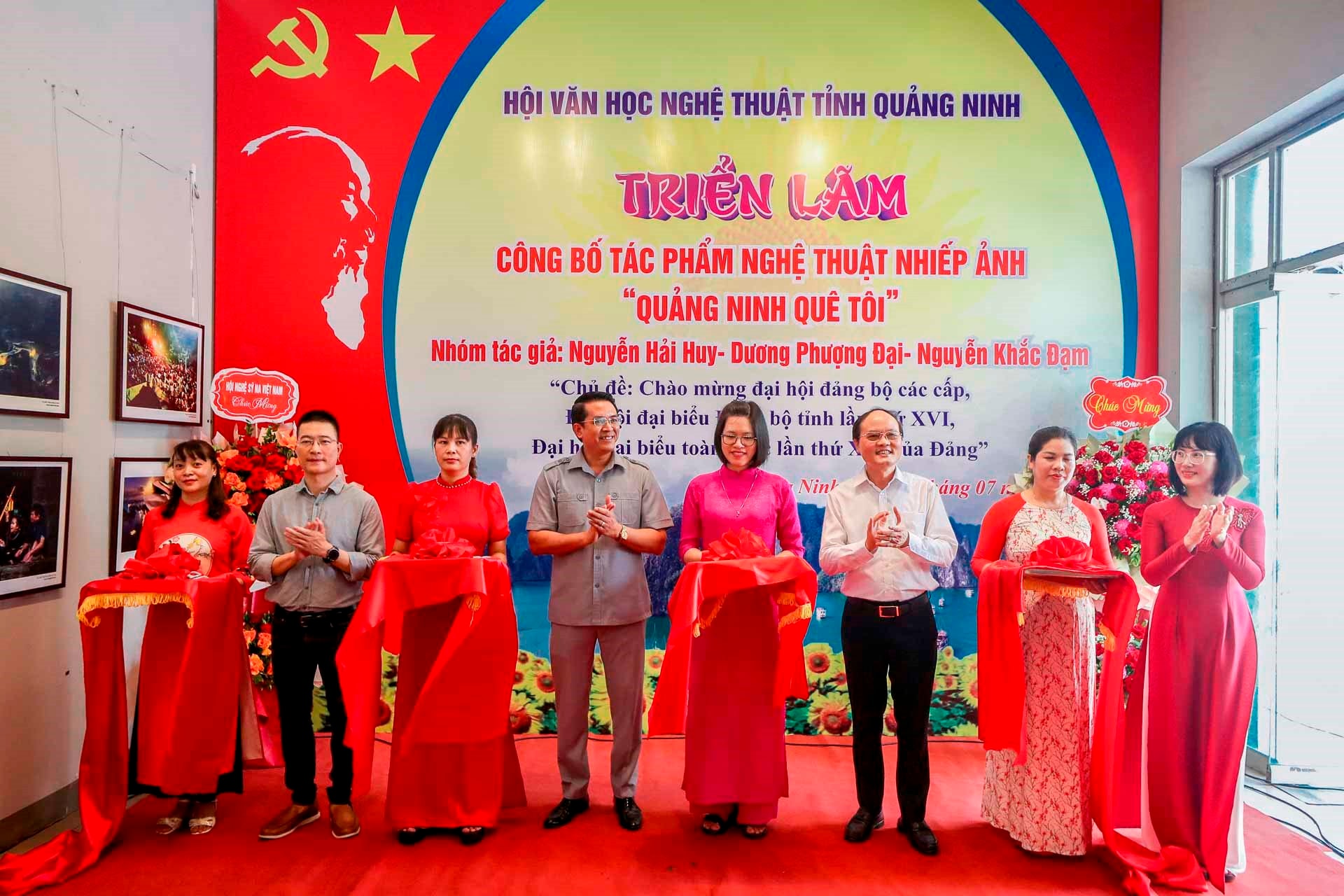 cac-dai-bieu-cat-bang-khai-mac-trien-lam.jpg