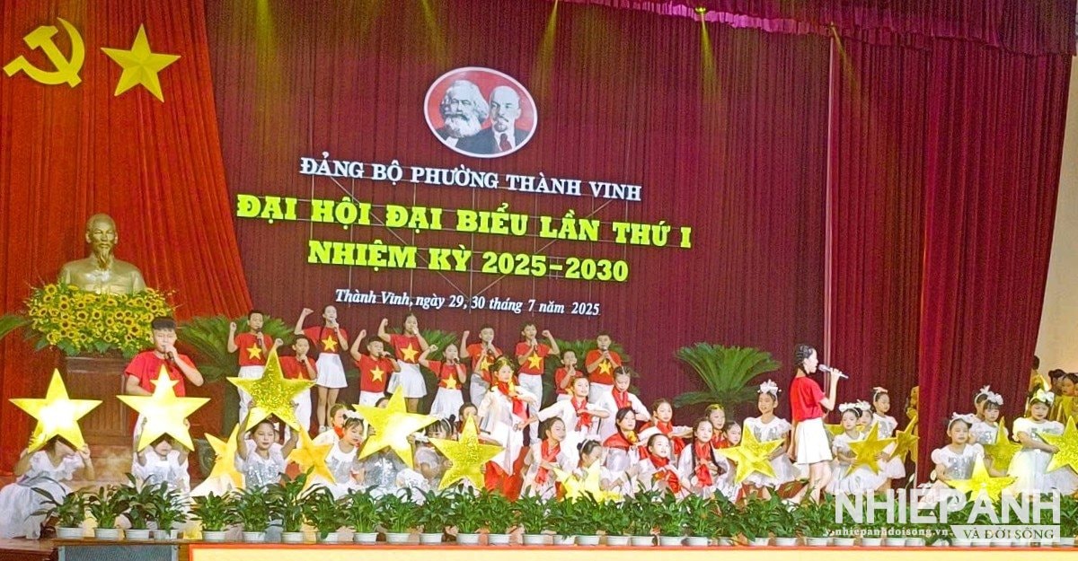 W_cac-chau-thieu-nhi-chao-mung-dai-hoi.jpg