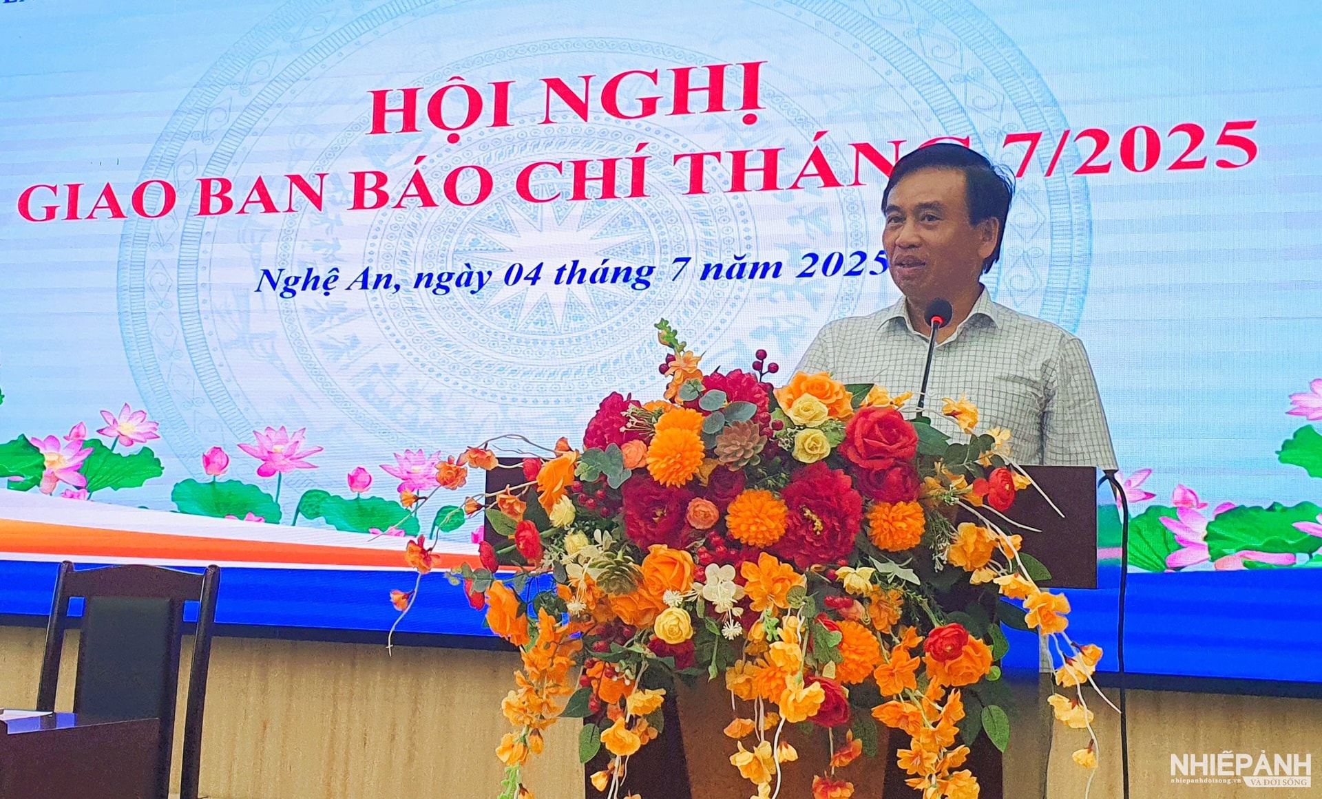 W_2.pho-giam-doc-so-van-hoa-the-thao-va-du-lich-nguyen-ba-hao-thong-tin-tinh-hinh-hoat-dong-cua-cac-co-quan-bao-chi-trong-thang-7.2025..jpg