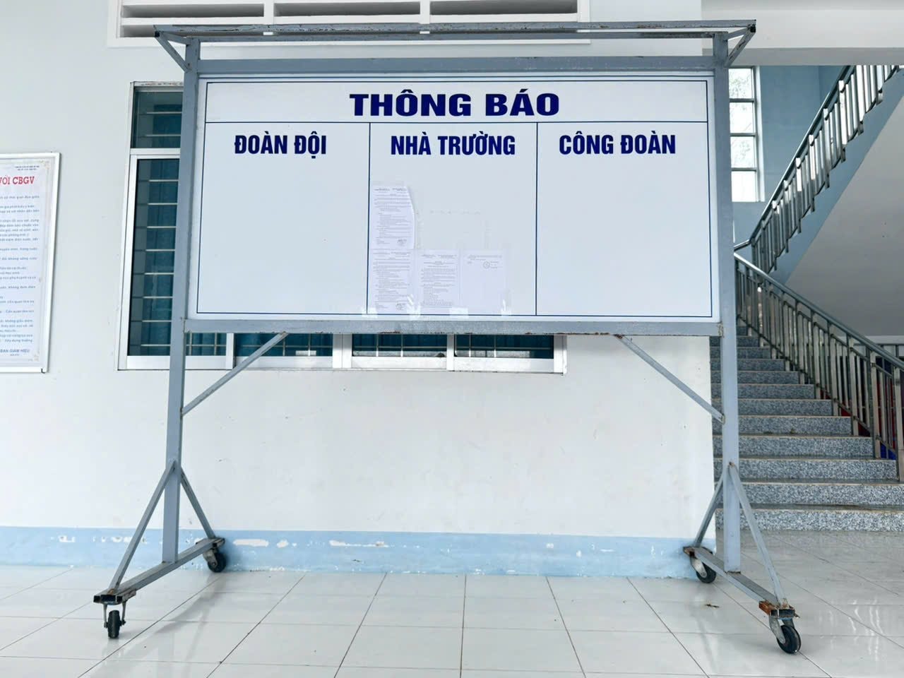 bang-thong-bao-1-.jpg