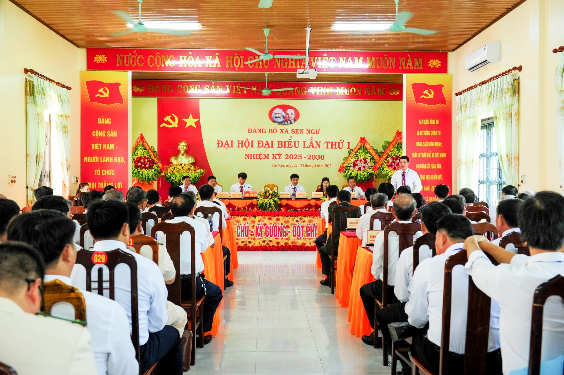 W_ha2_2523.jpg