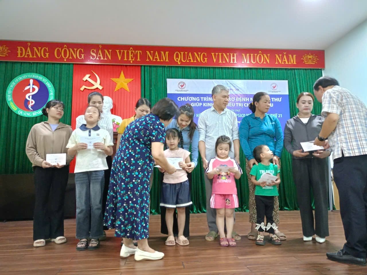gen-h-z6936662201185_5e68ecd1efcdfc9eb41ddd474e2cbf76.jpg