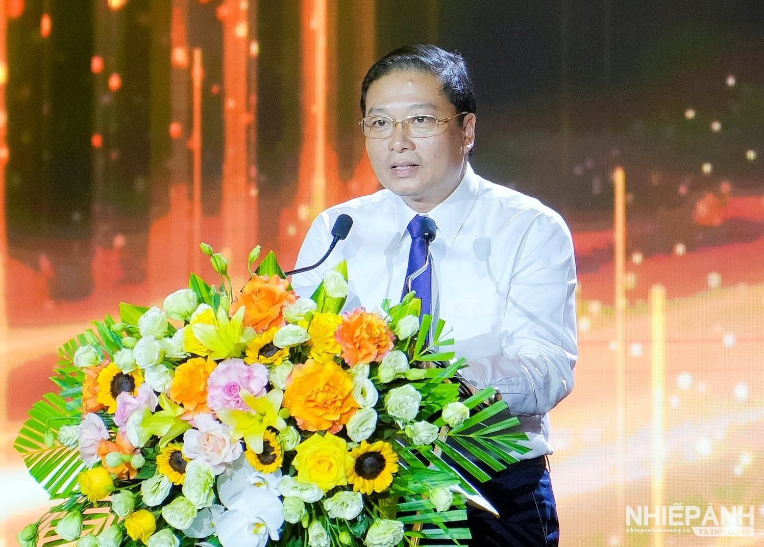 W_1.dong-chi-le-hong-vinh-pho-bi-thu-tinh-uy-chu-tich-ubnd-tinh-phat-bieu-tai-le-tuyen-duong.-anh-pham-bang..jpg