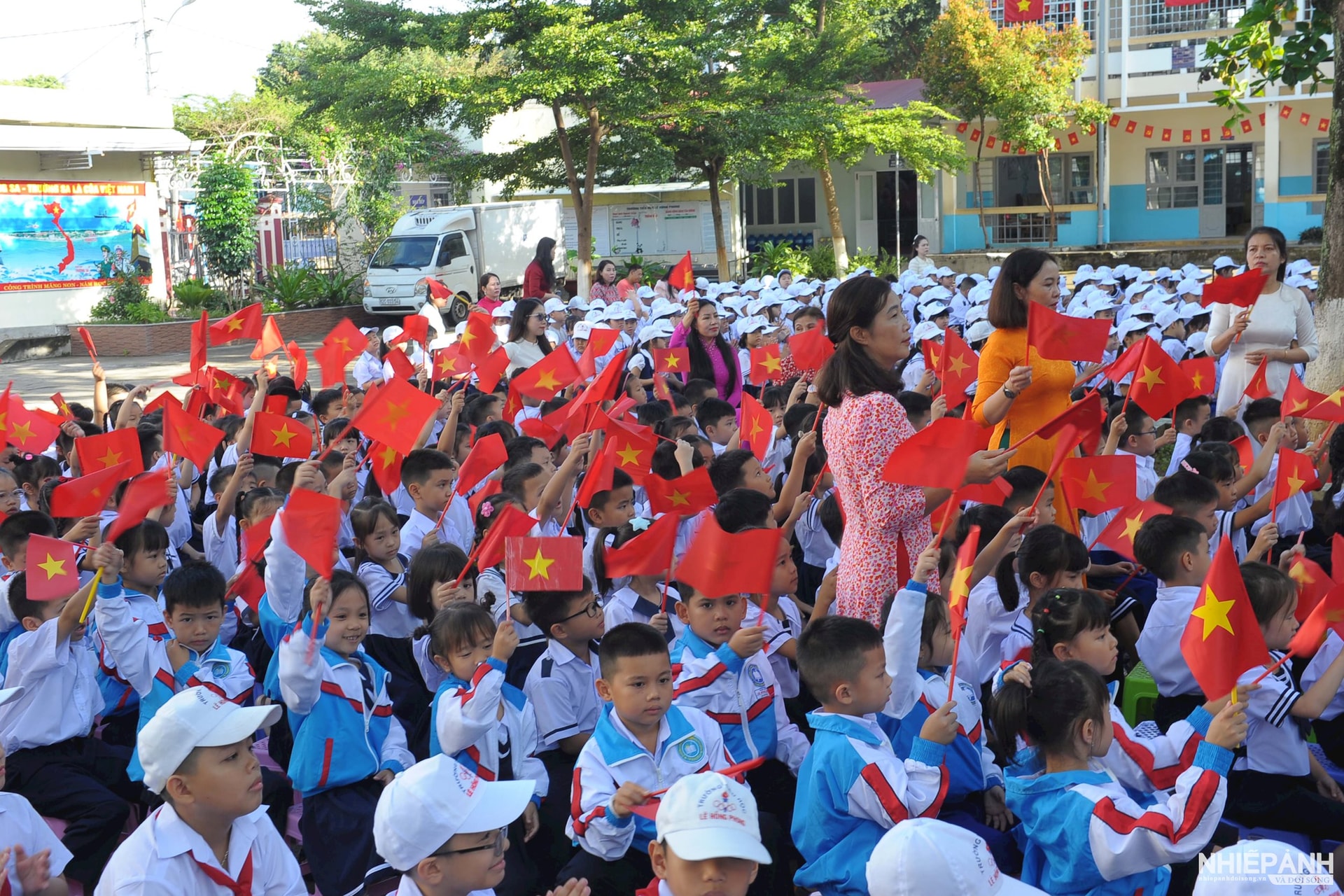 Không khí khai giảng tại Trường Tiểu học Lê Hồng Phong