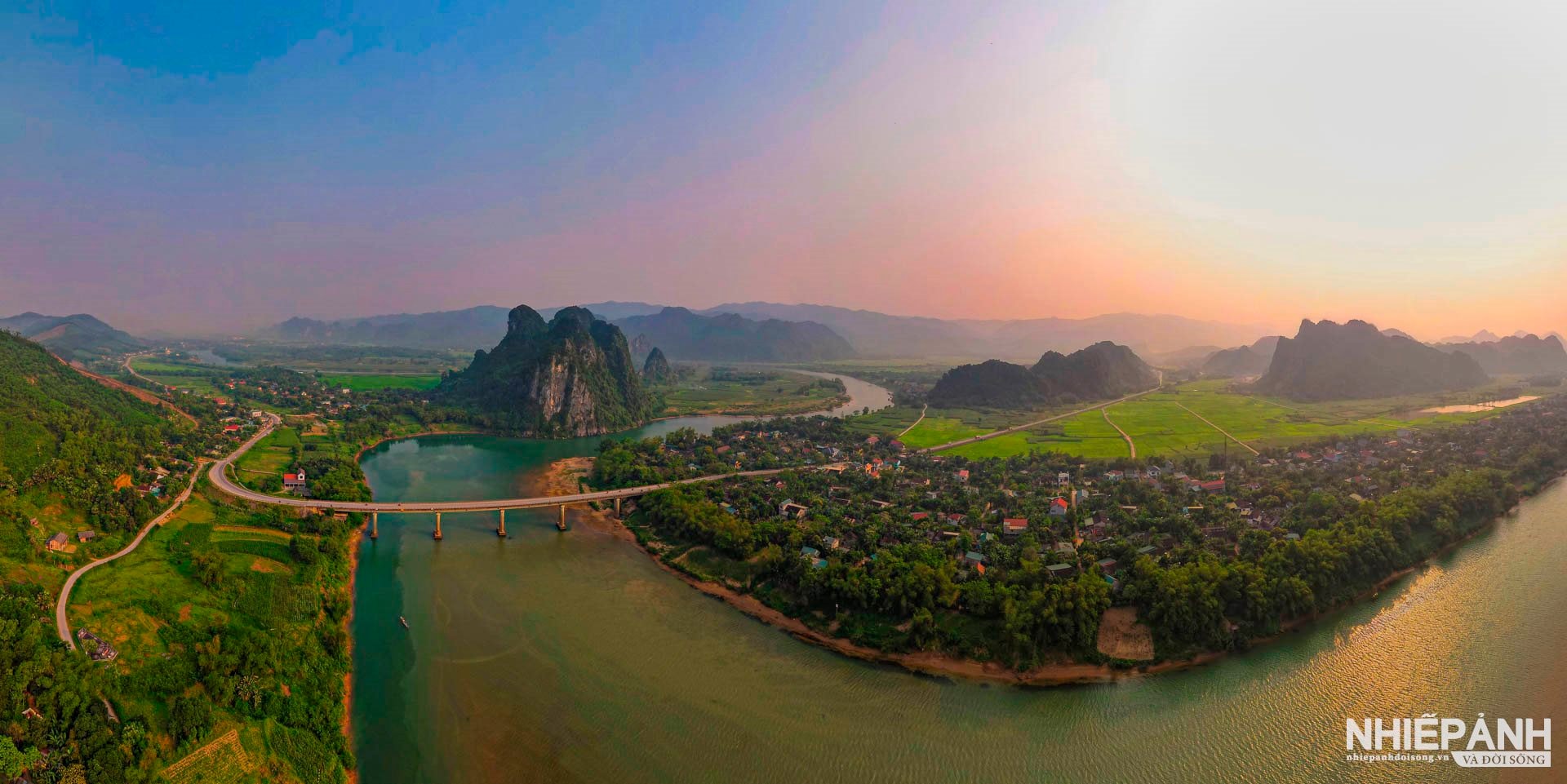 W_42-tbtl-bui-hung-cuong-quang-tri-song-gianh-huyen-thoai.jpg