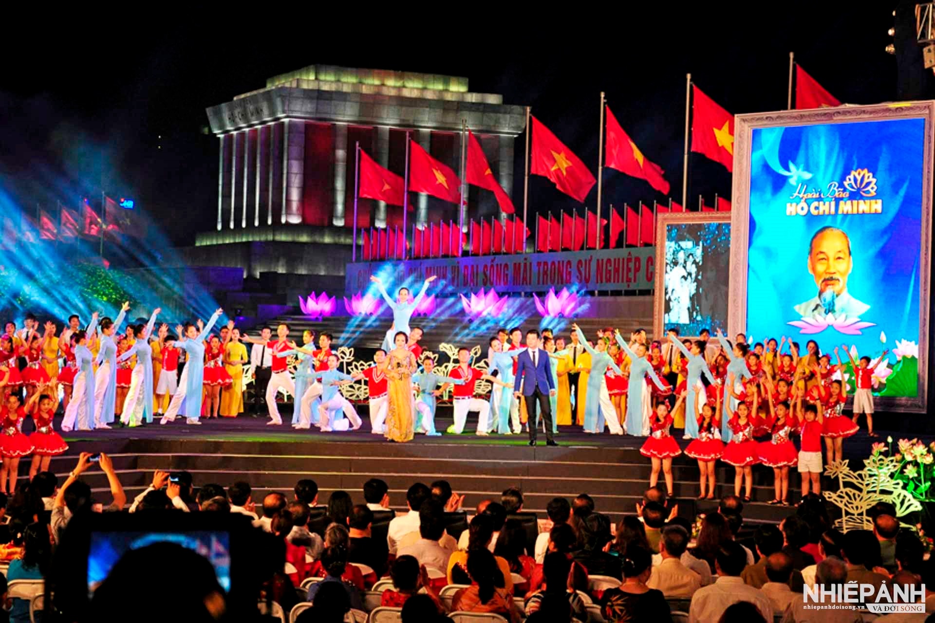 W_48-tbtl-nguyen-trong-nghi-hoai-bao-ho-chi-minh.jpg