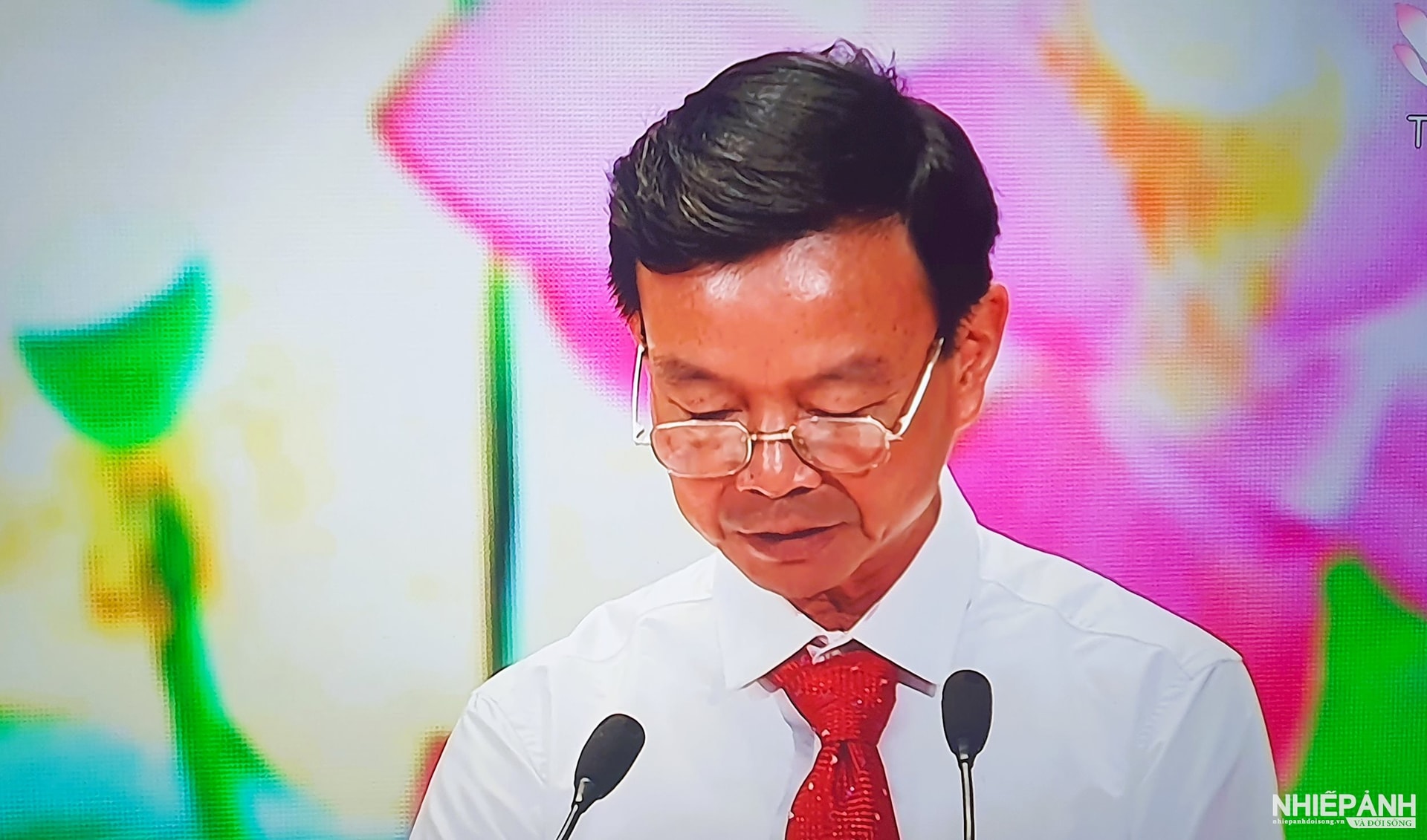 W_bong-tran-xuan-son-ho-nong-dan-san-xuat-kinh-doanh-gioi-xa-nghia-hung-phat-bieu-tham-luan.jpg