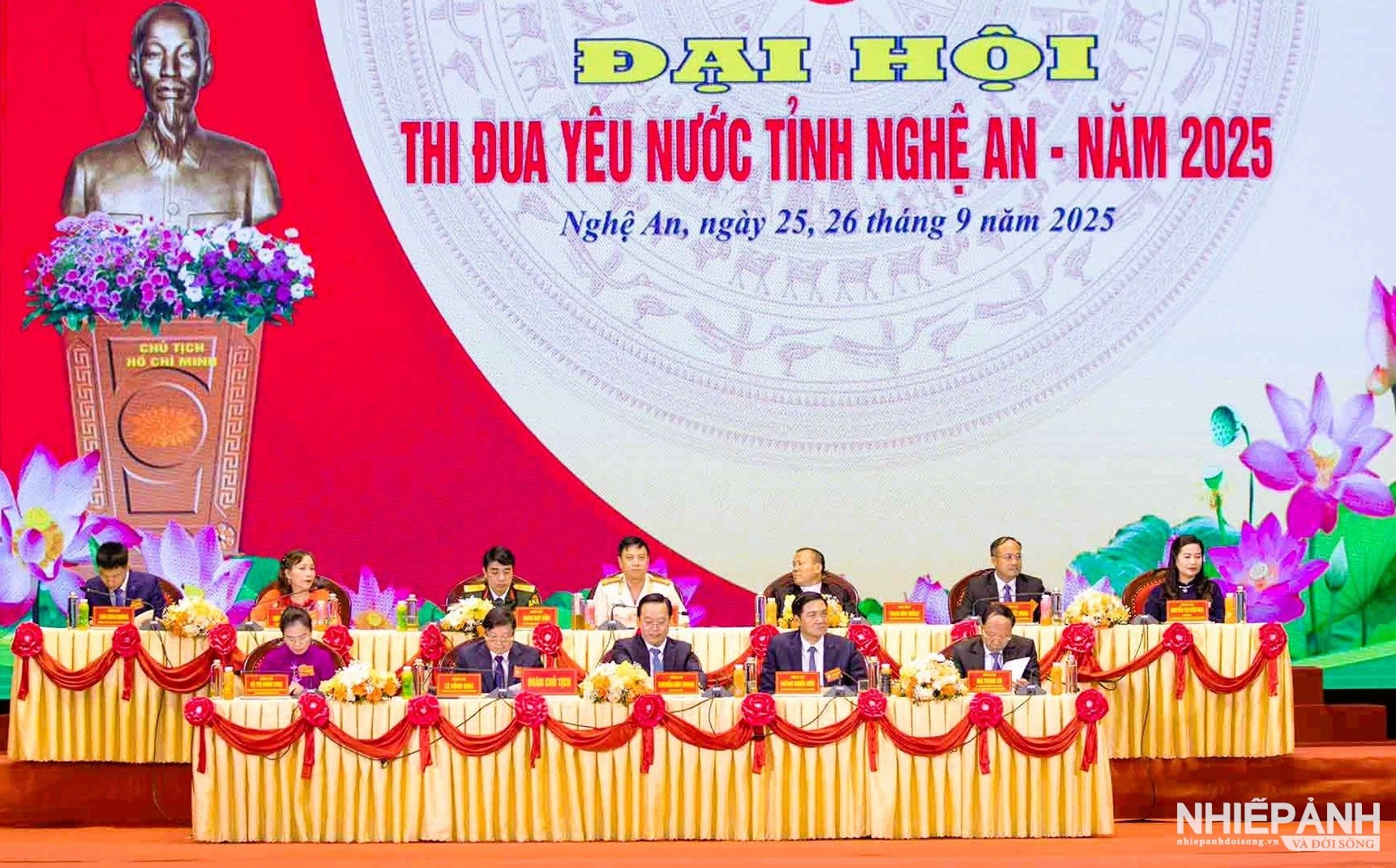 W_cac-dai-bieu-chu-tri-dai-hoi-thi-dua-yeu-nuoc-tinh-nghe-an-nam-2025.jpg