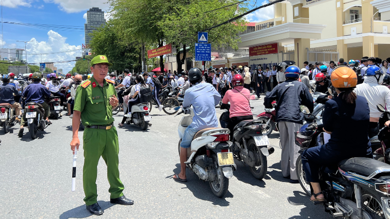 thiet-ke-chua-co-ten3(1).png