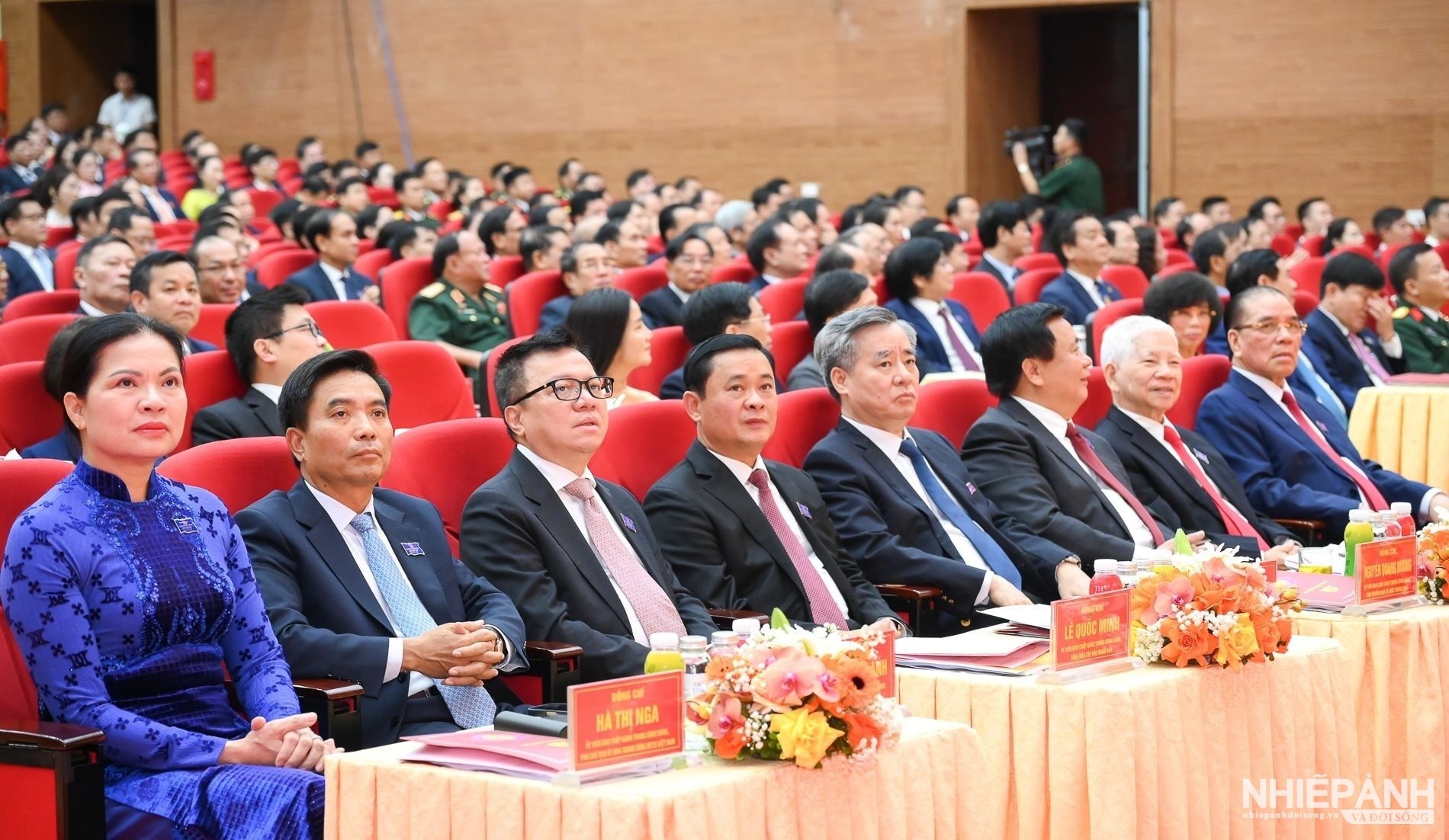 W_bna-dai-hoi-dang-bo-phieu-23120251002115907.jpg