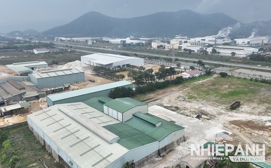 W_khu-cong-nghiep-nam-cam.jpg