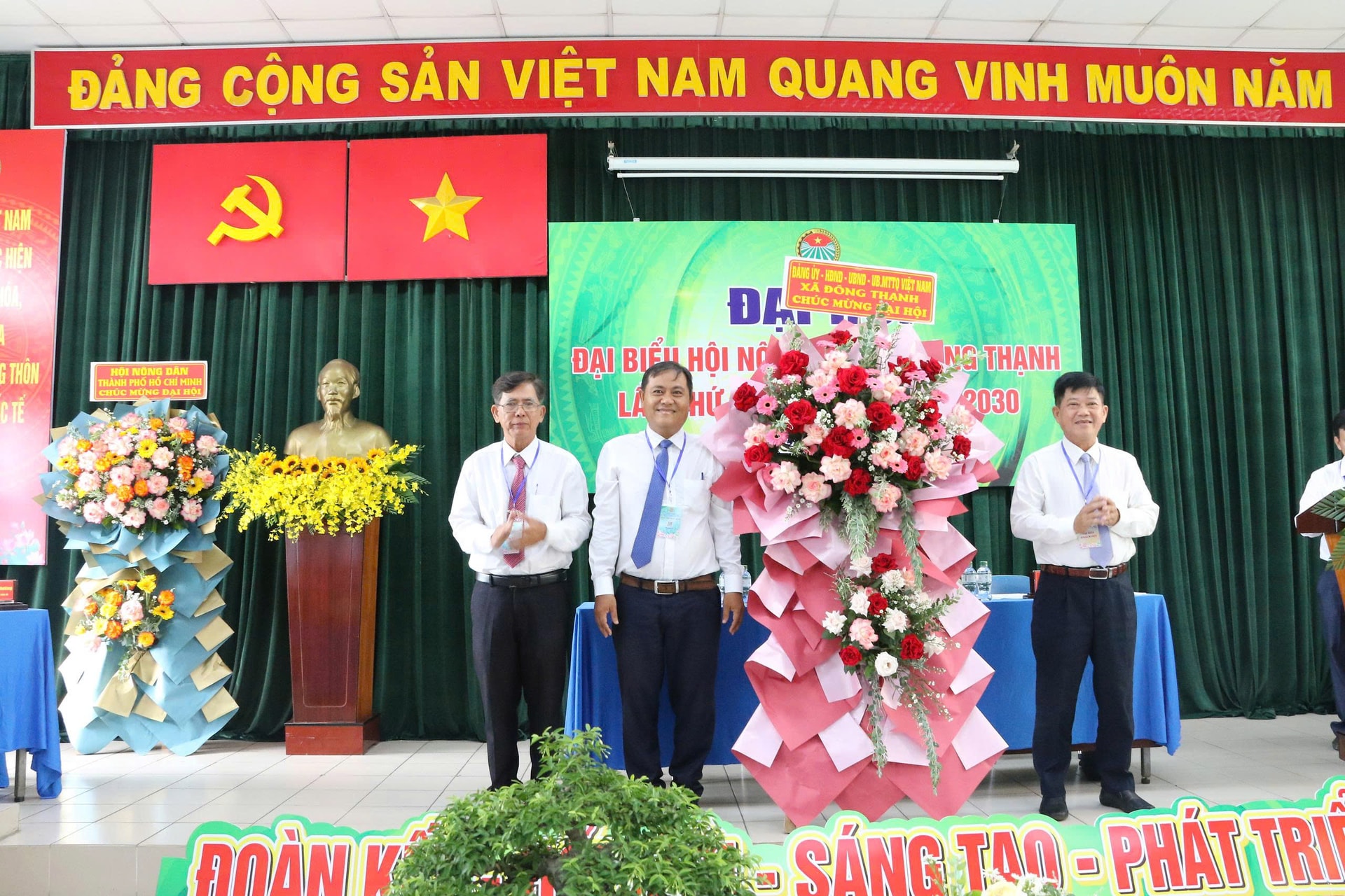 1-z7109197502765_c39c7391fde2acf7d7ddb60011cf51f0.jpg