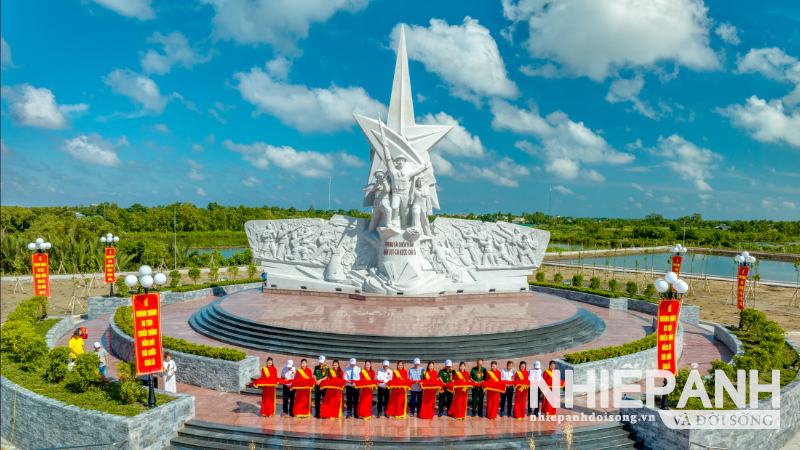 W_thiet-ke-chua-co-ten1(1).png