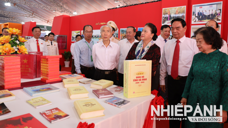 W_thiet-ke-chua-co-ten11.png