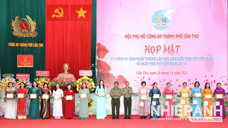 W_thiet-ke-chua-co-ten1.png