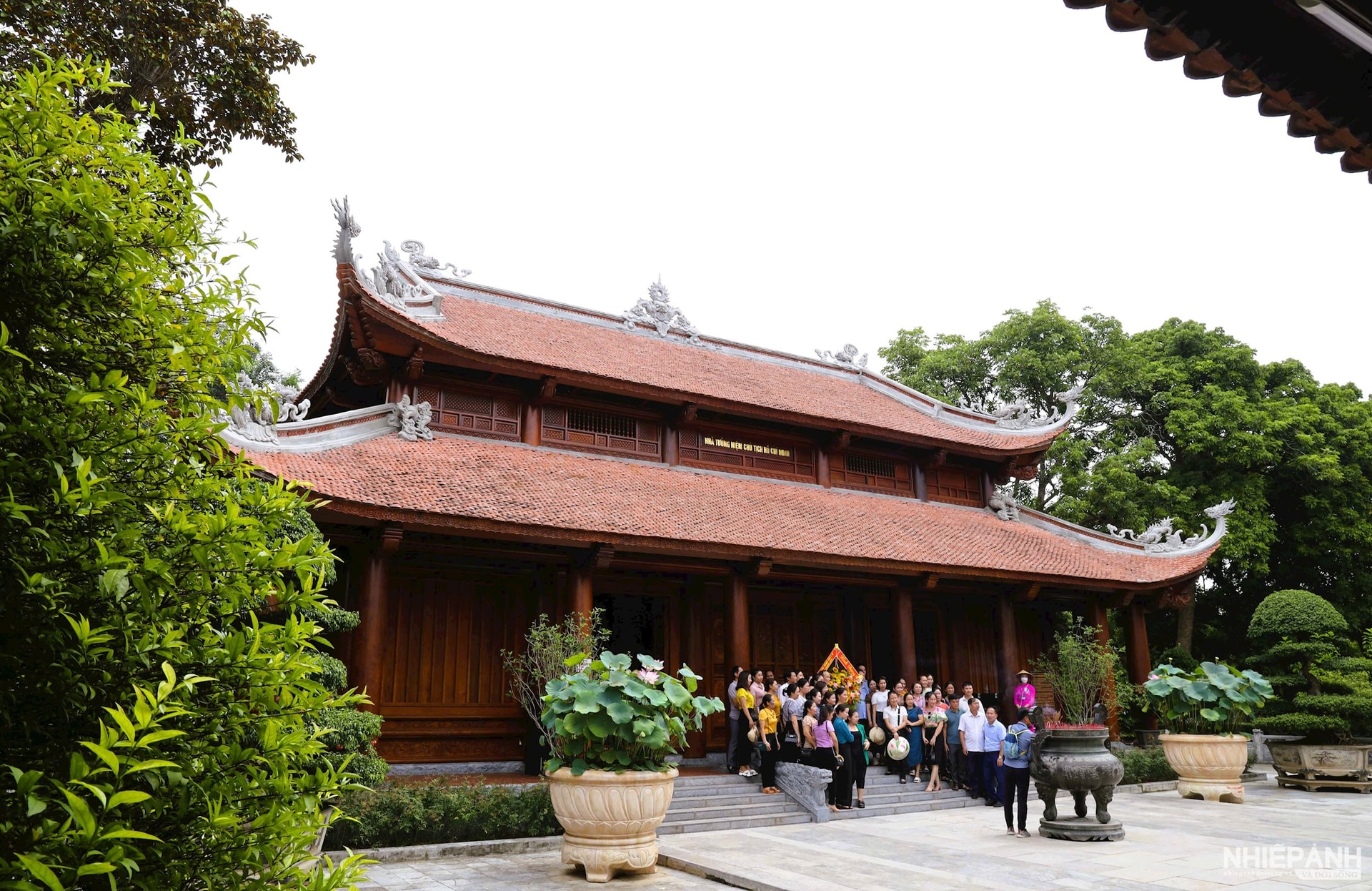 W_nha-tuong-niem-chu-tich-ho-chi-minh-tai-kim-lien.jpg