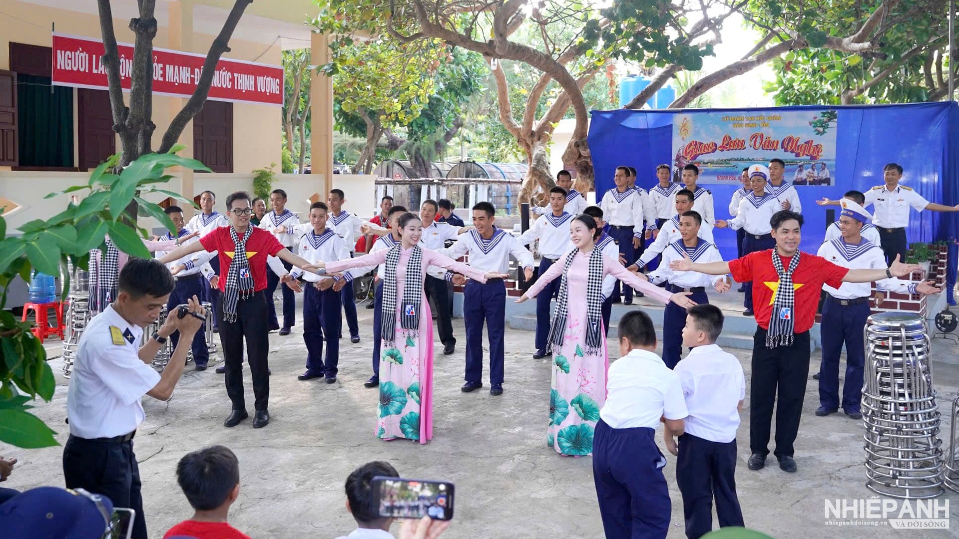 W_2.jpg