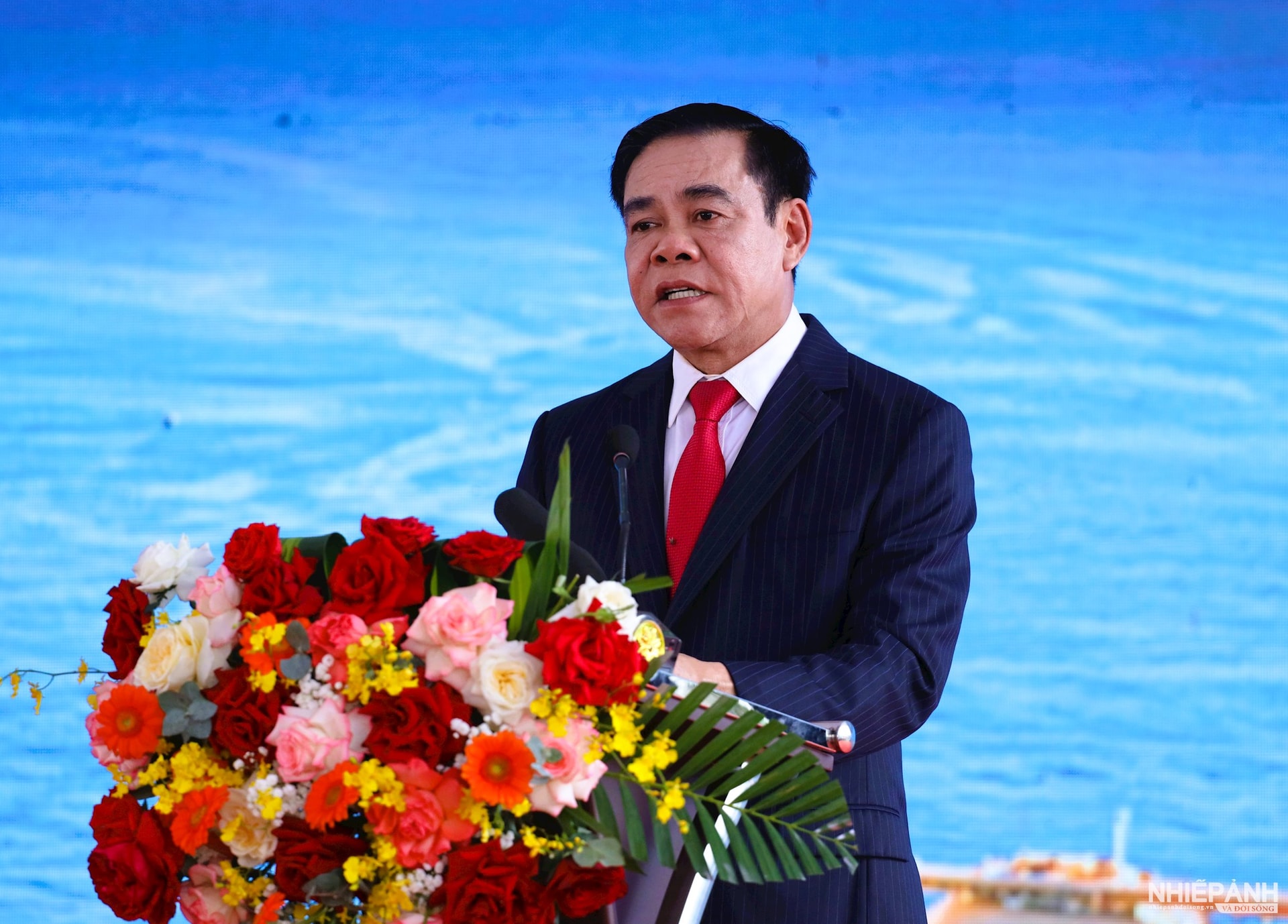 W_ong-vo-trong-hai-chu-tich-ubnd-tinh-nghe-an-nhan-manh-y-nghia-quan-trong-cua-du-an-voi-su-phat-trien-cua-dia-phuong..jpg