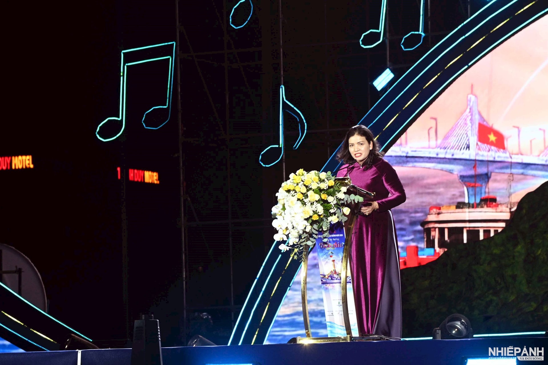 W_4.-ba-ba-y-ngoc-pho-chu-tich-thuong-truc-ubnd-tinh-phat-bieu-khai-mac.jpg