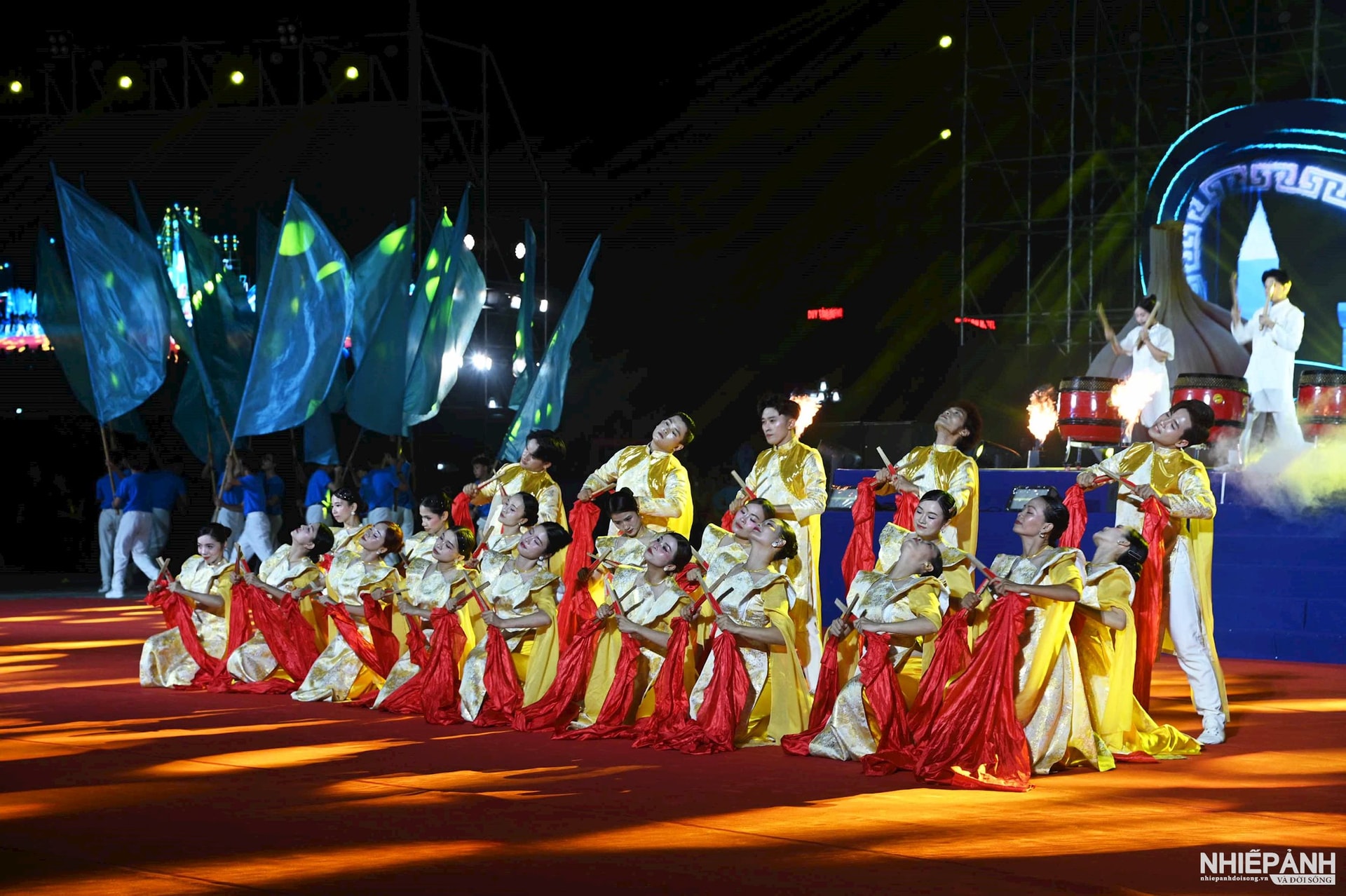 W_9.-chuong-trinh-nghe-thuat.jpg