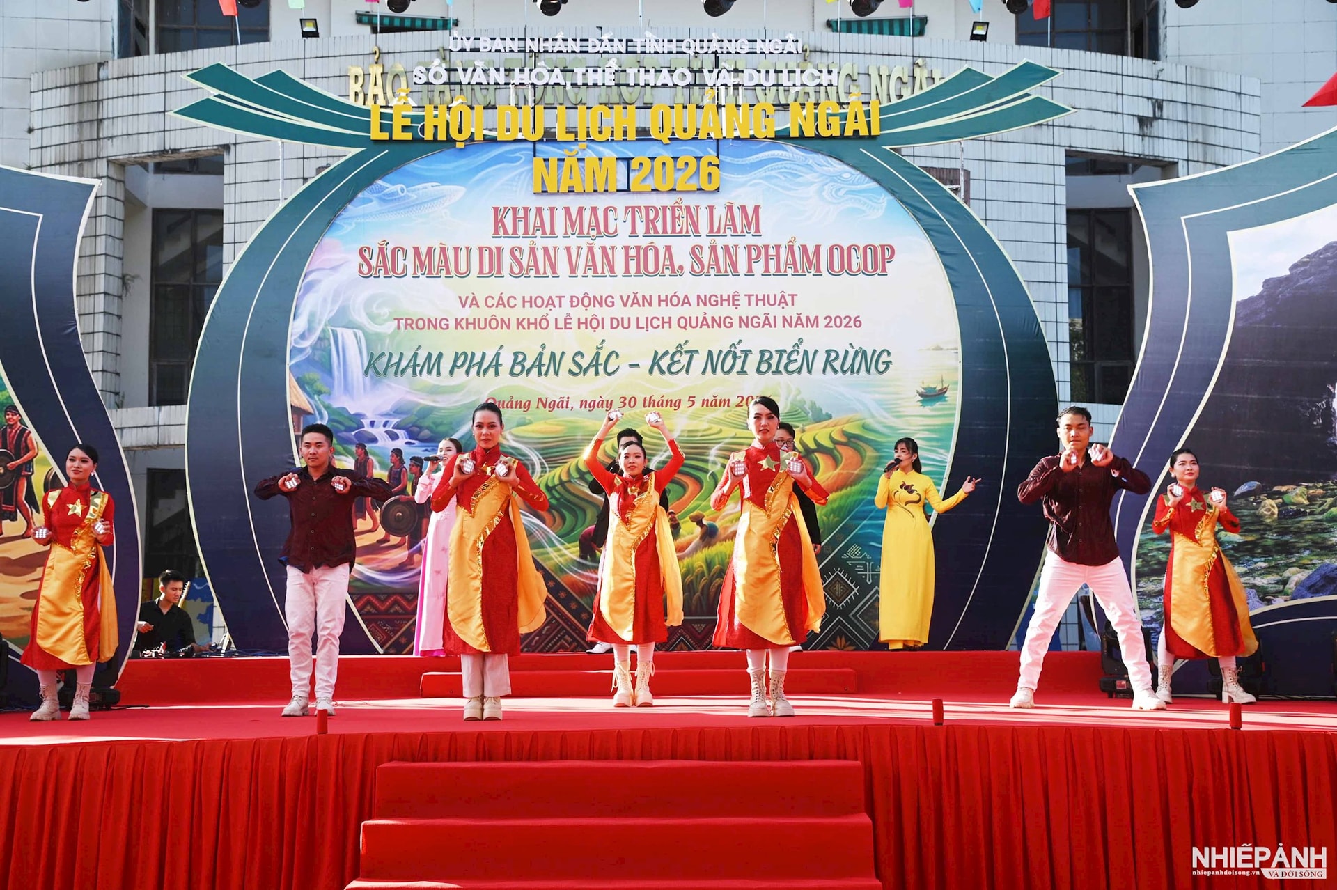 W_dsc_4562.-chuong-trinh-nghe-thuat.jpg